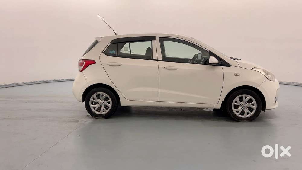 Hyundai Grand I10 1.2 Crdi Sportz Option, 2017, Diesel
