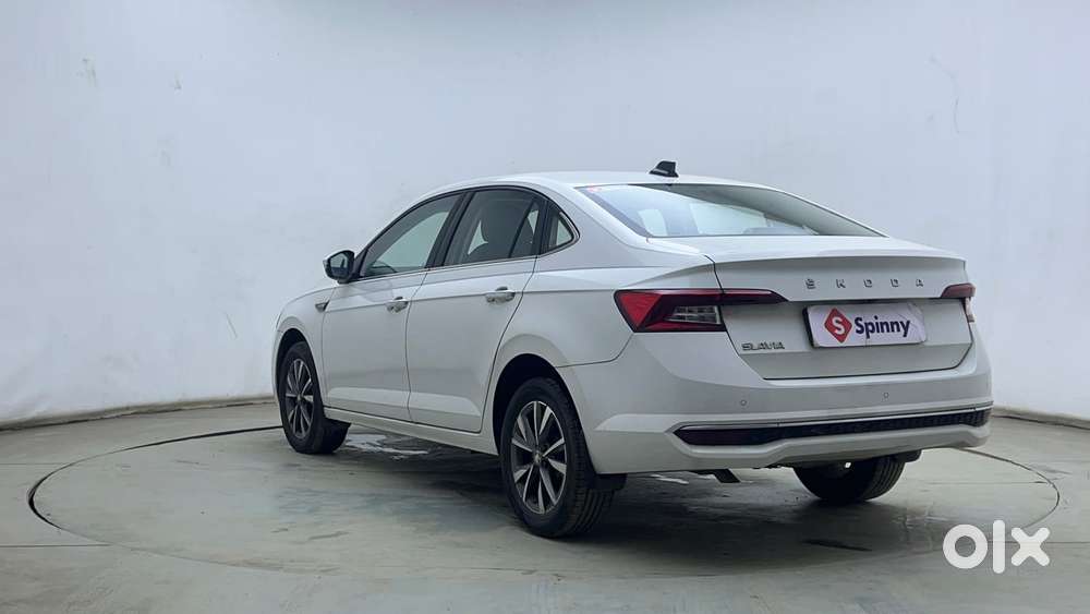 Skoda Slavia Style (non-sunroof), 2022, Petrol