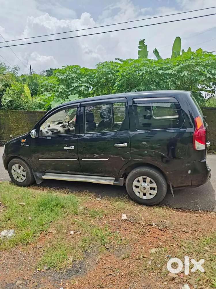 Mahindra Xylo E4 Diesel 7 Seater  Well Maintained