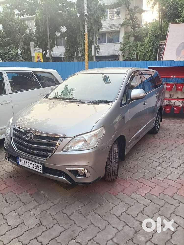 Toyota Innova 2015 Diesel Well Maintained