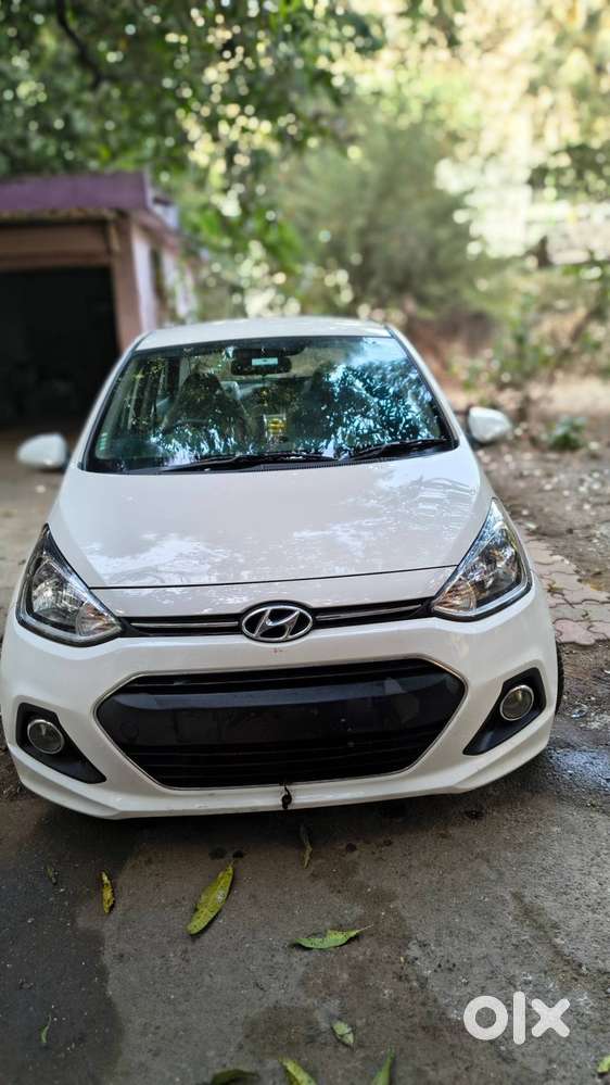 Hyundai Xcent 2016