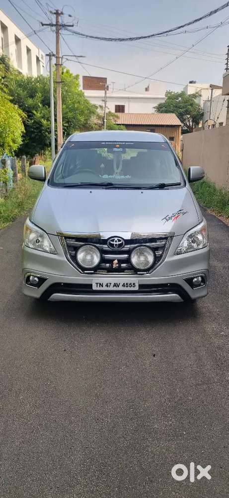 Toyota Innova Diesel 2014