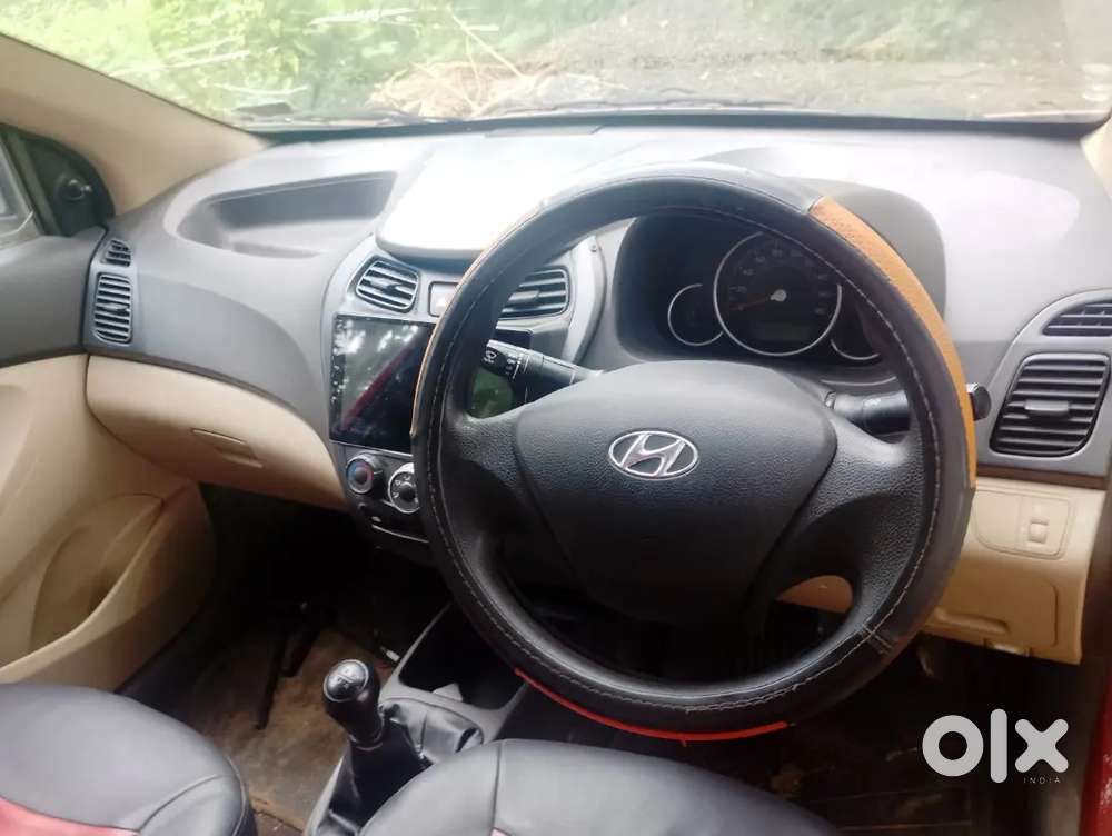 Hyundai Eon Magna 2012 Car