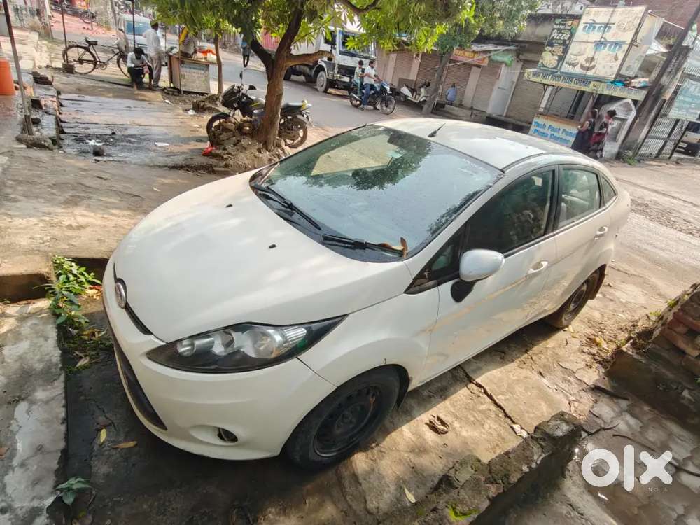 Ford Fiesta Titanium 2013