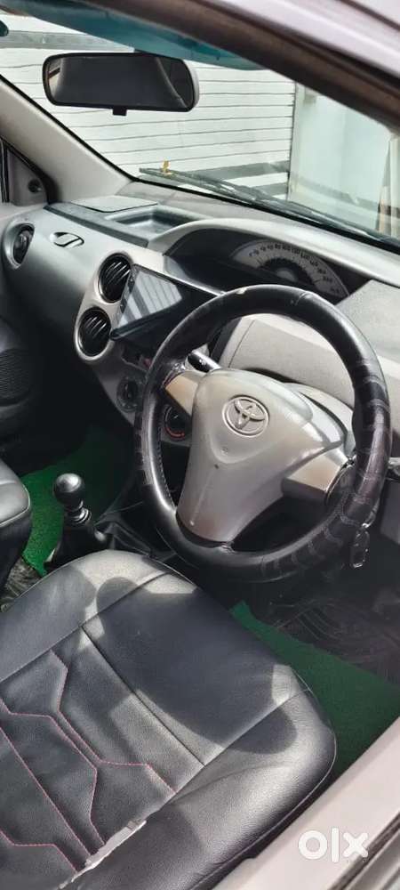 Toyota Etios Liva 2012