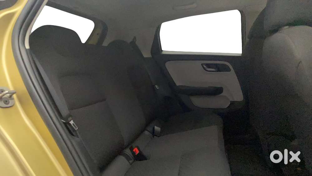 Tata Altroz 1.2 Xt, 2021, Petrol