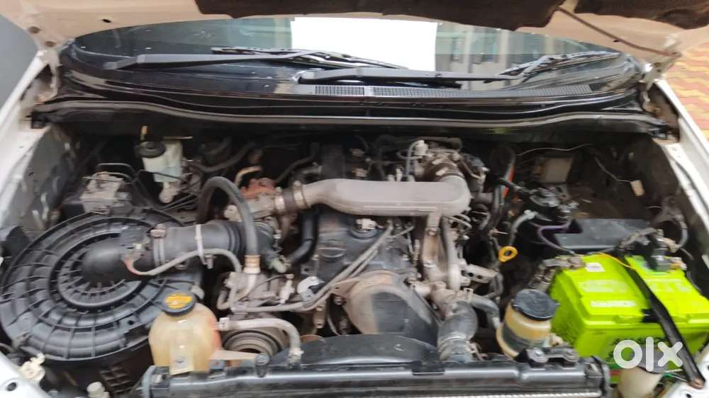 Toyota Innova 2.5 G 2013