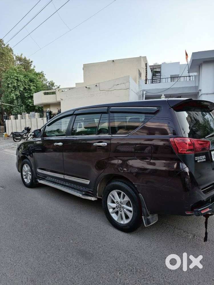 Toyota Innova Crysta 2.8 Gx At, 2017, Diesel