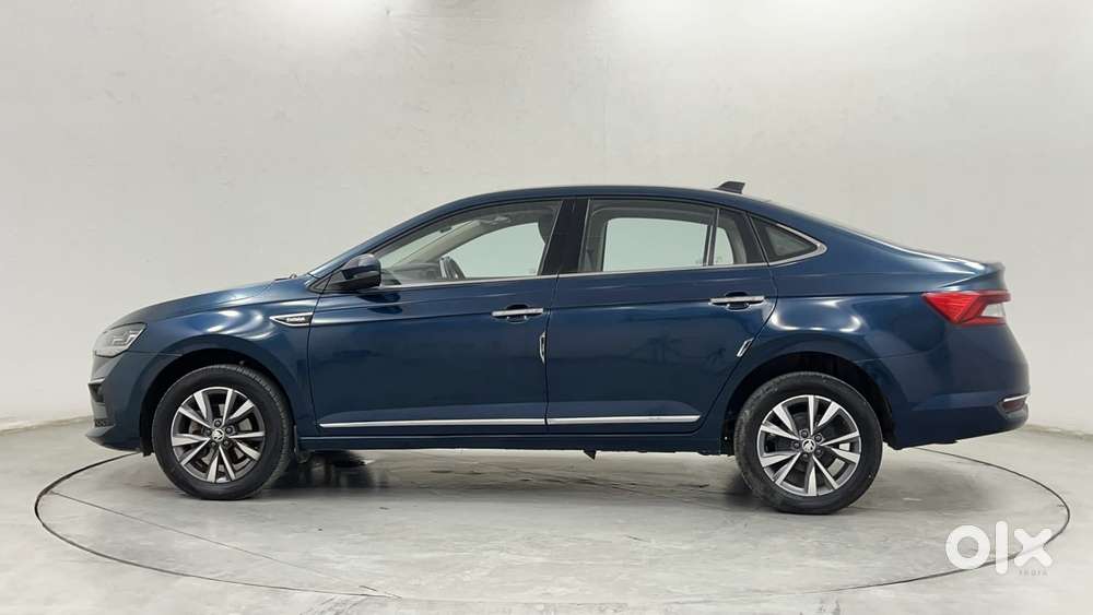 Skoda Slavia Style 1.0l Tsi Mt, 2024, Petrol