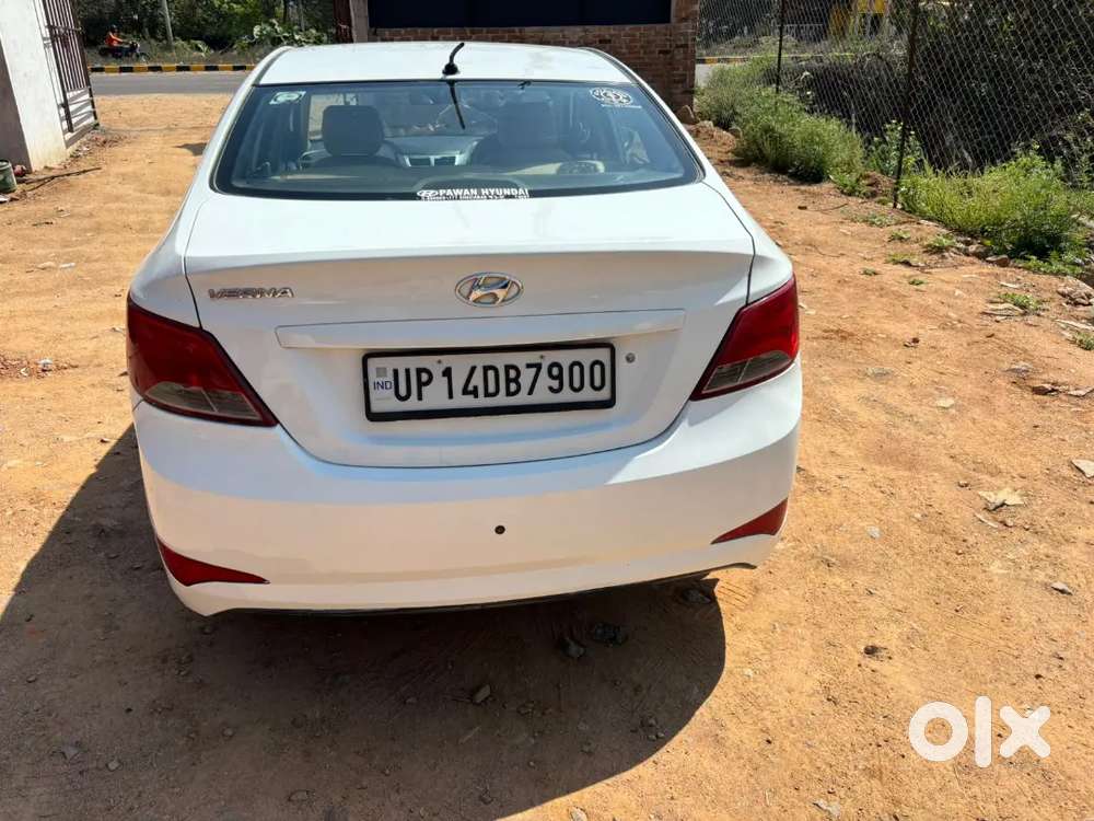 Verna 2017 Modal Fist Owner Showroom Condition 1l D.p.