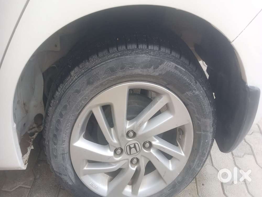 Honda Jazz [ ] 1.2 V I-vtec Mt, 2015, Petrol