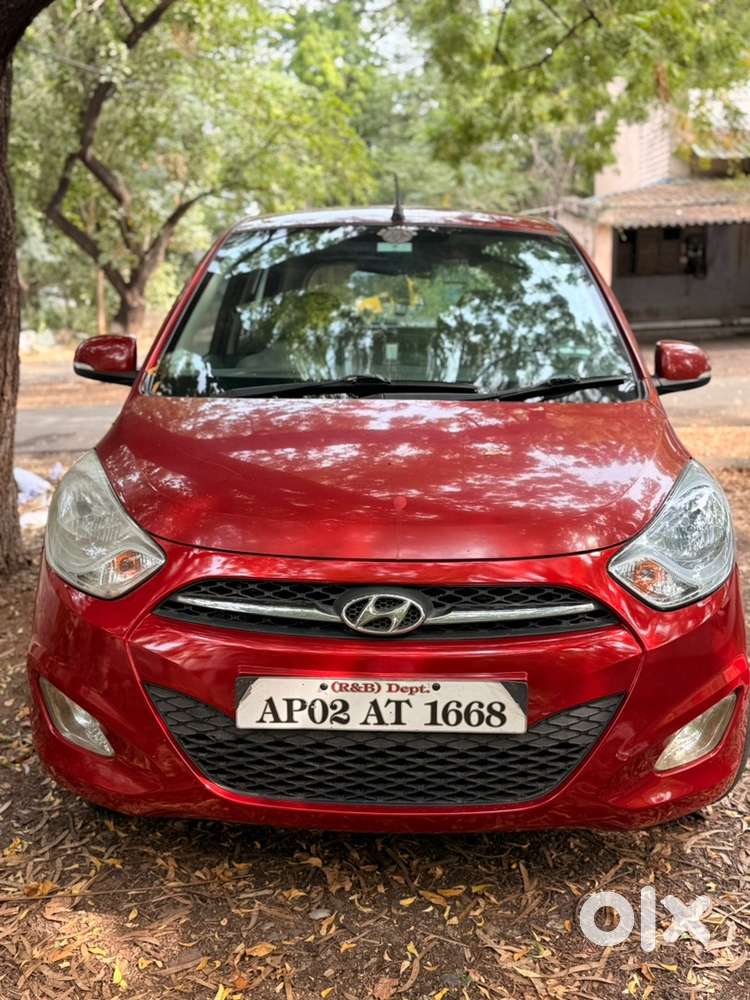 Hyundai I10 Sportz 2013 Petrol Automatic