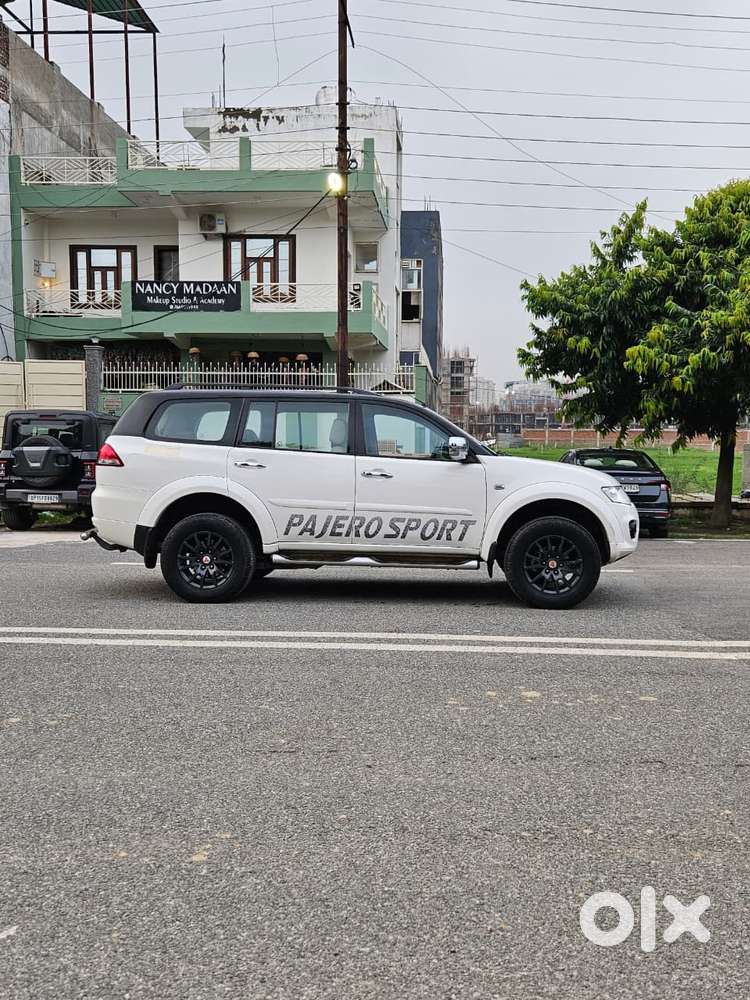 Mitsubishi Pajero Sport Limited Edition, 2017, Diesel