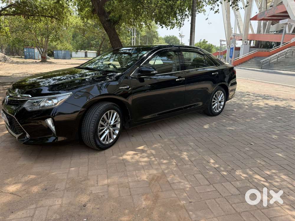 Toyota Camry Hybrid, 2018, Cng & Hybrids