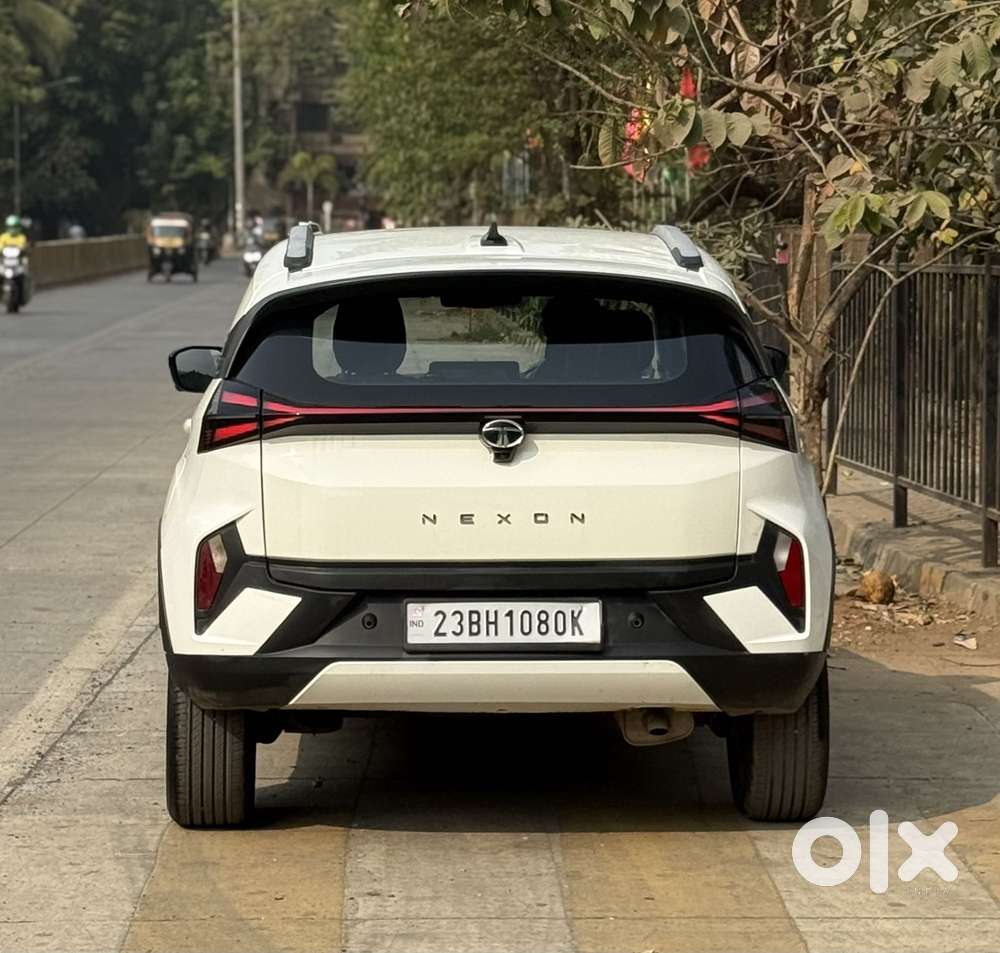 Tata Nexon, 2023, Petrol