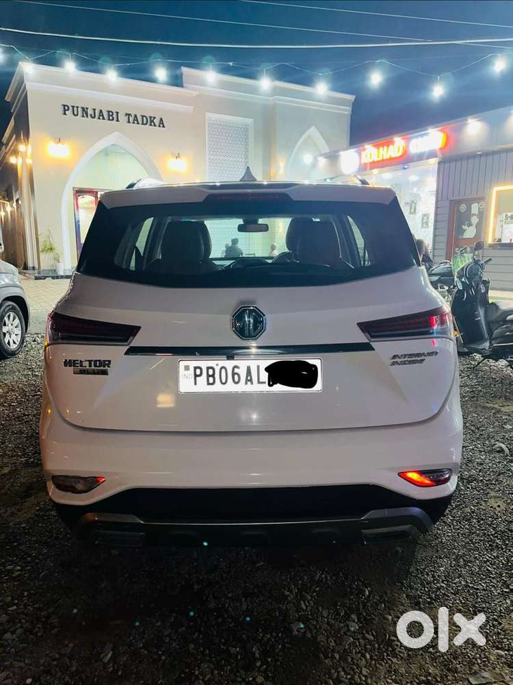 Mg Hector Plus 2021, Petrol Automatic
