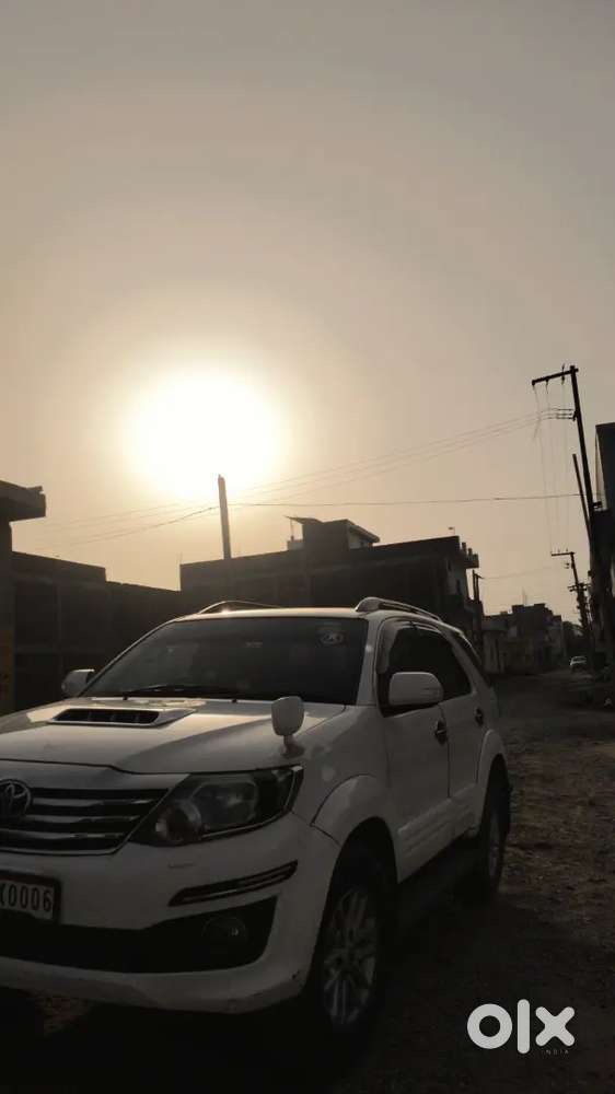 Toyota Fortuner 2014