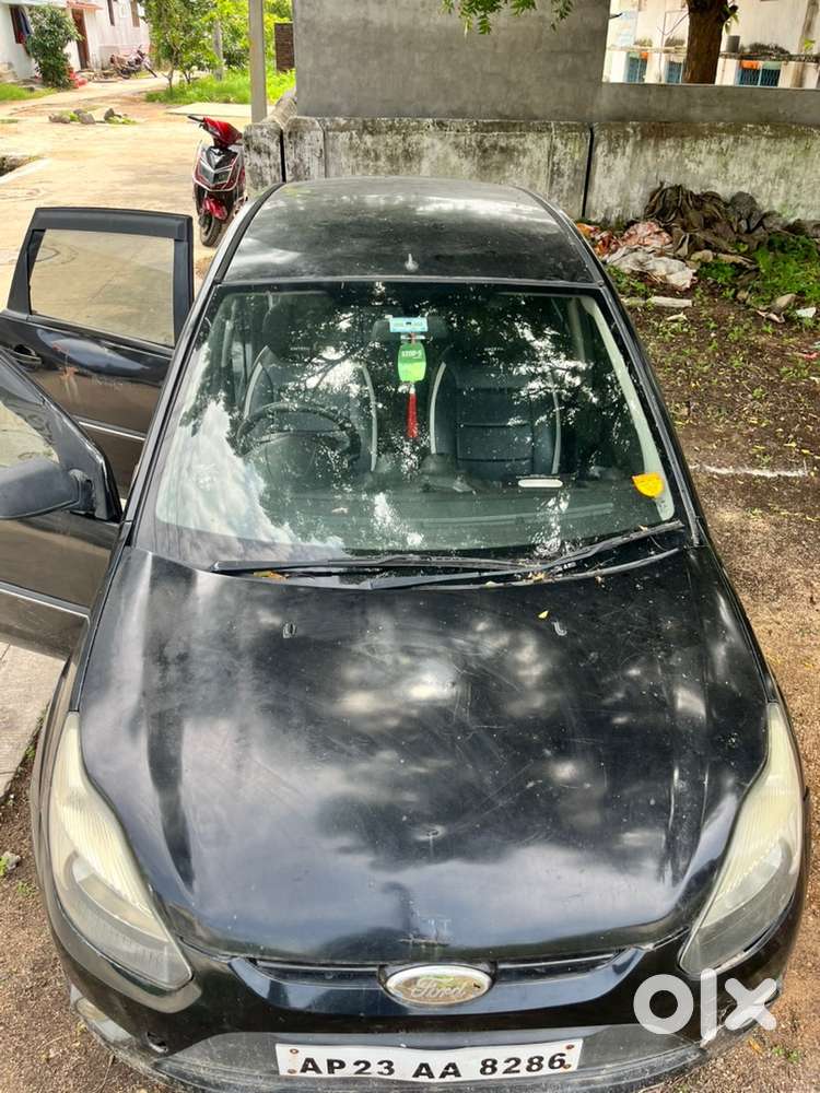 Ford Figo 2010 Car