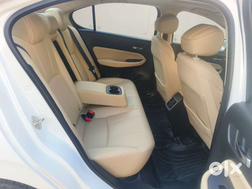 Honda City 1.5 Zx Cvt I-vtec, 2023, Petrol