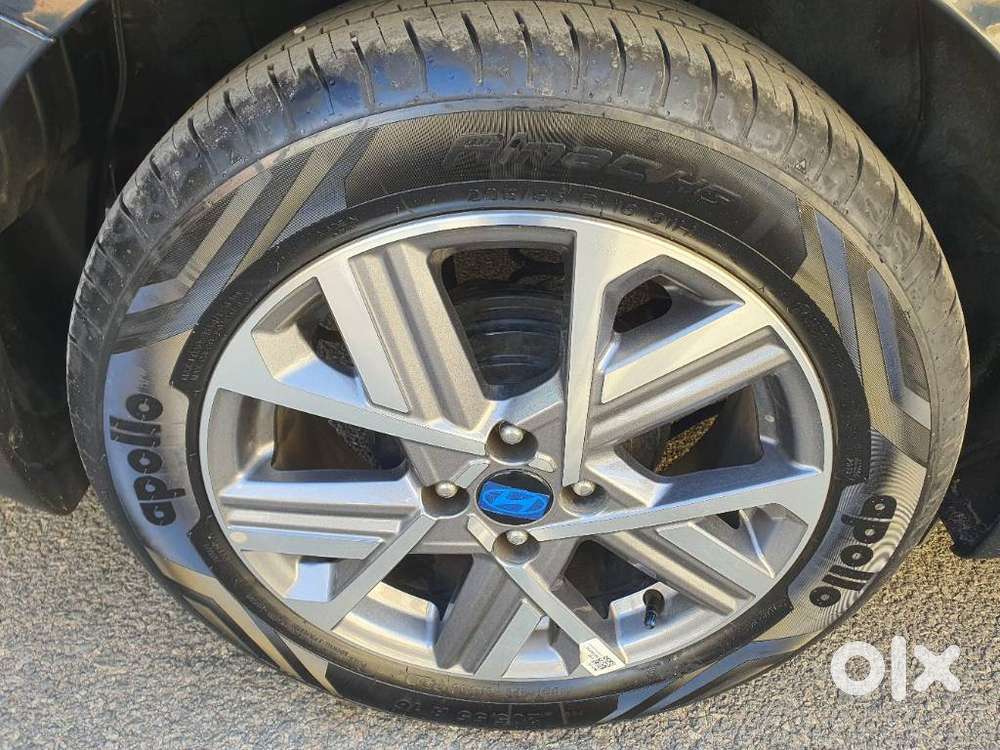 Hyundai Verna 1.5 Sx (o) Ivt, 2024, Petrol