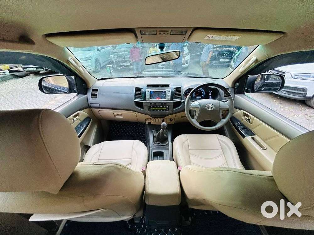 Toyota Fortuner 2011-2016 4x2 Manual, 2013, Diesel