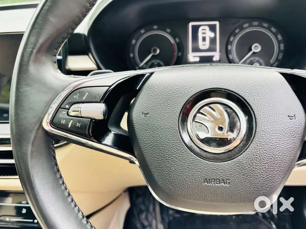 Skoda Slavia, 2025, Petrol