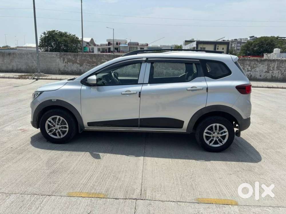 Renault Triber Rxl, 2021, Petrol