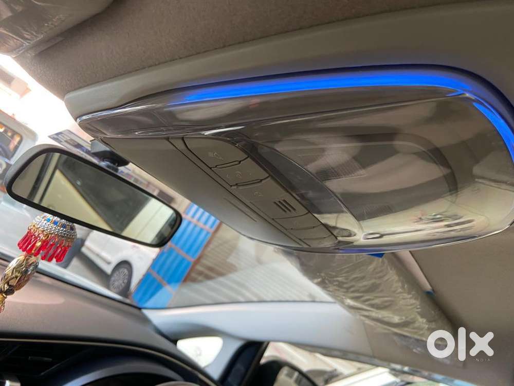 Toyota Innova Crysta 2016