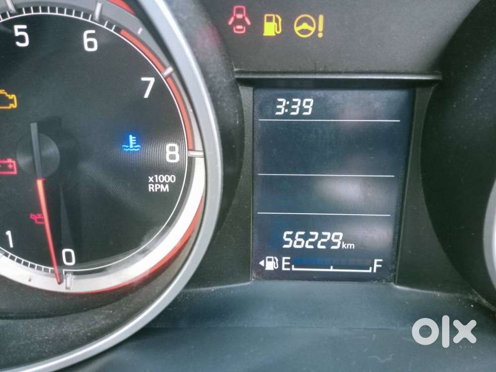Maruti Suzuki Swift Vvt Vxi, 2021, Petrol
