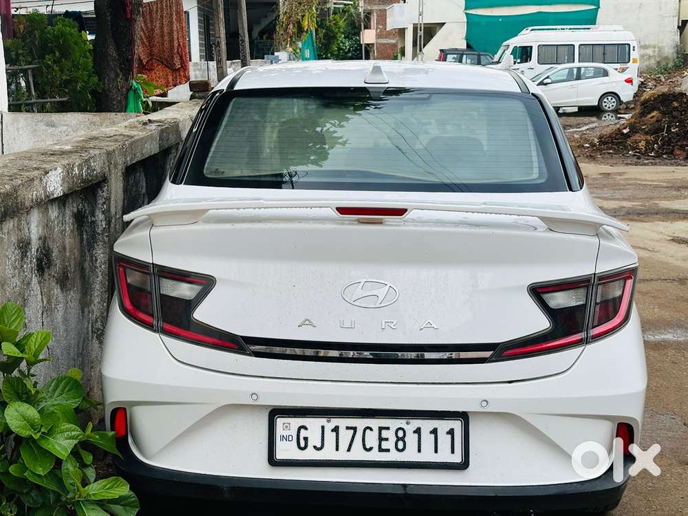 Hyundai Aura Sx 2023