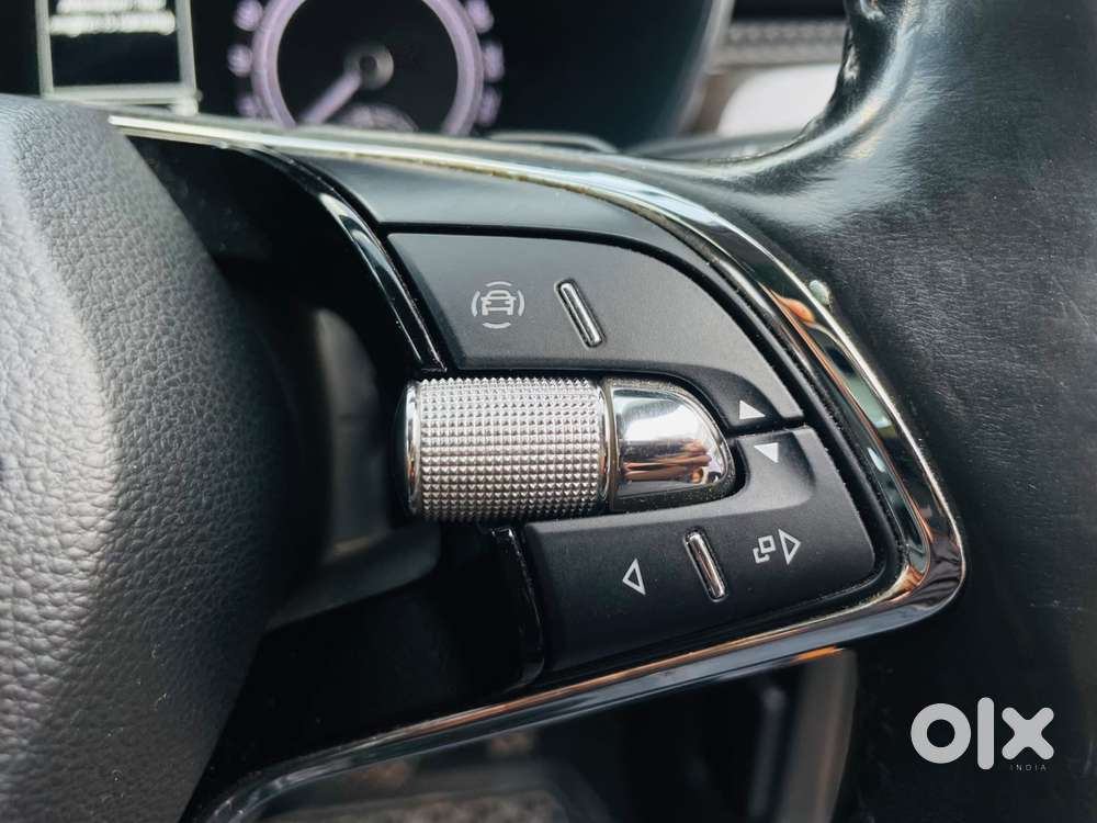 Skoda Kushaq Style 1.0l Tsi At, 2022, Petrol