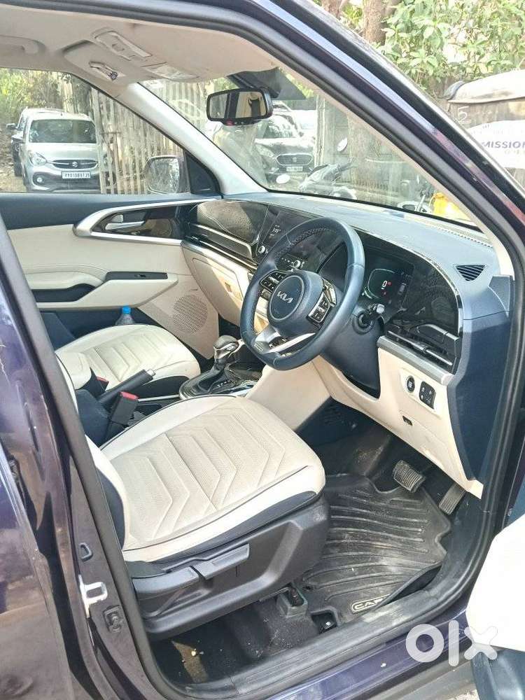 Kia Carens Luxury (o)1.5 Diesel At 7 Str, 2023, Diesel