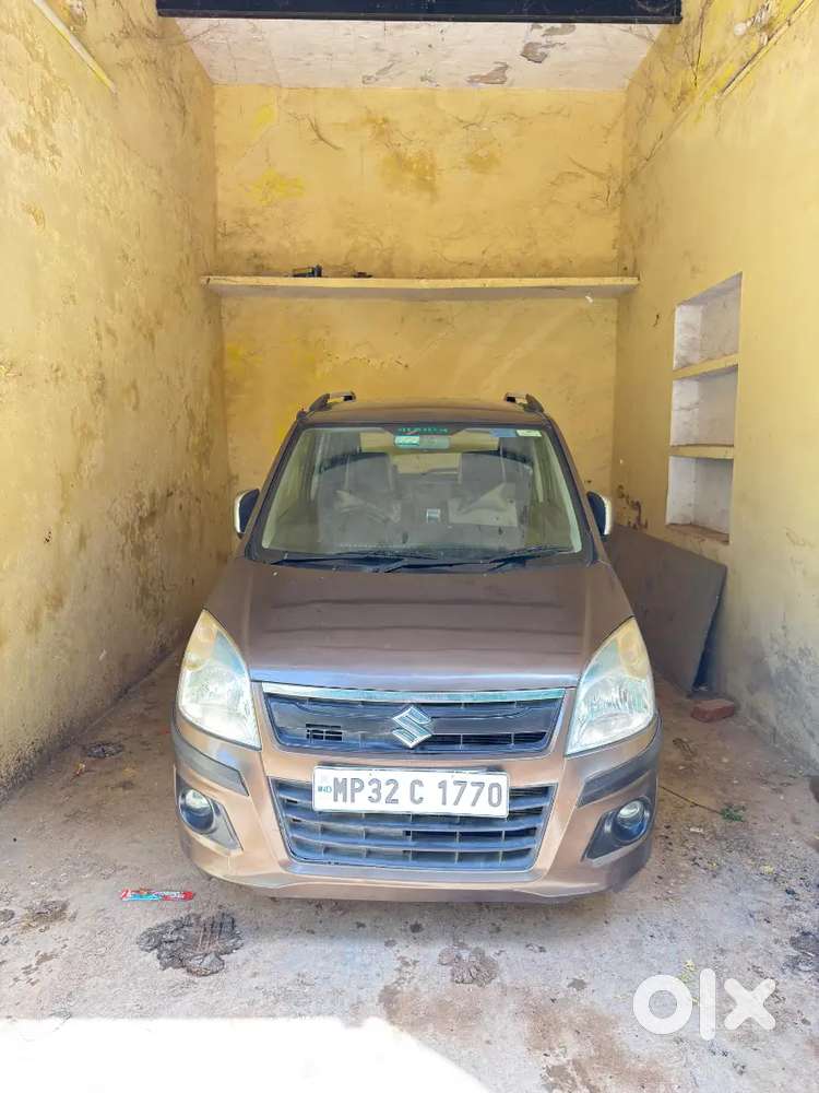 Maruti Suzuki Wagon R Vxi (october 2016) Petrol Good Condition
