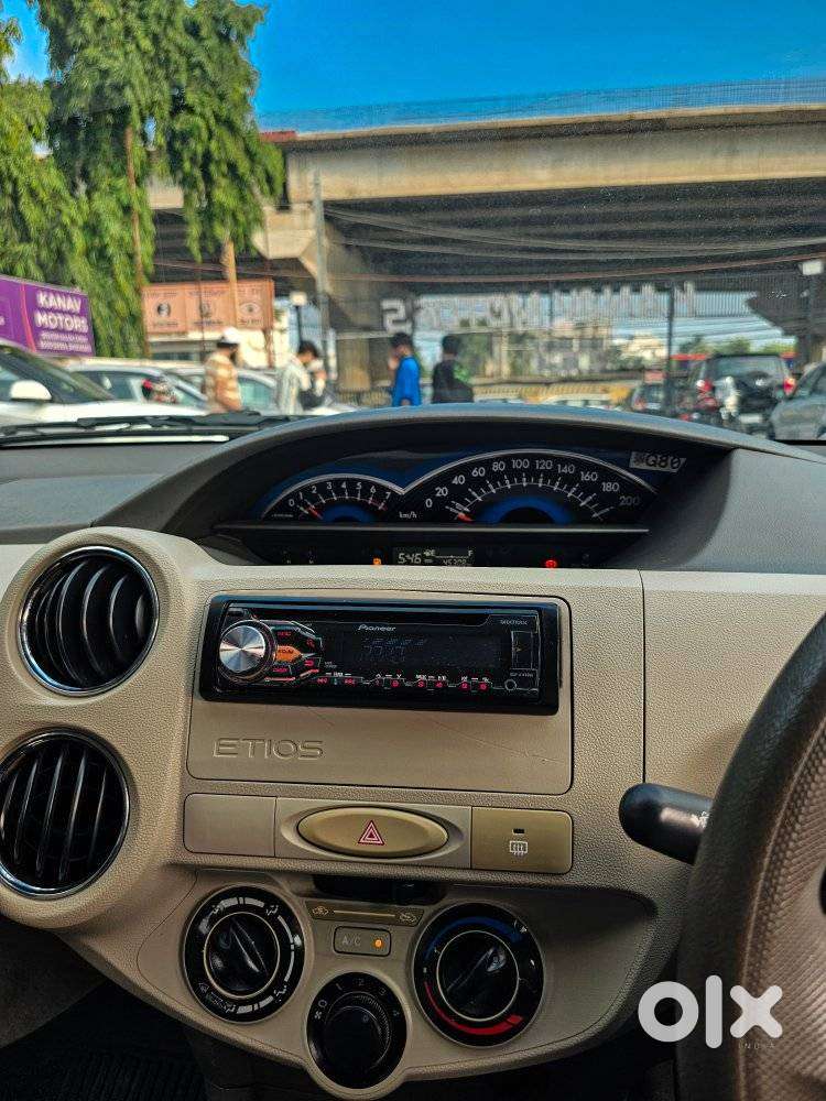 Toyota Etios Liva G, 2016, Petrol
