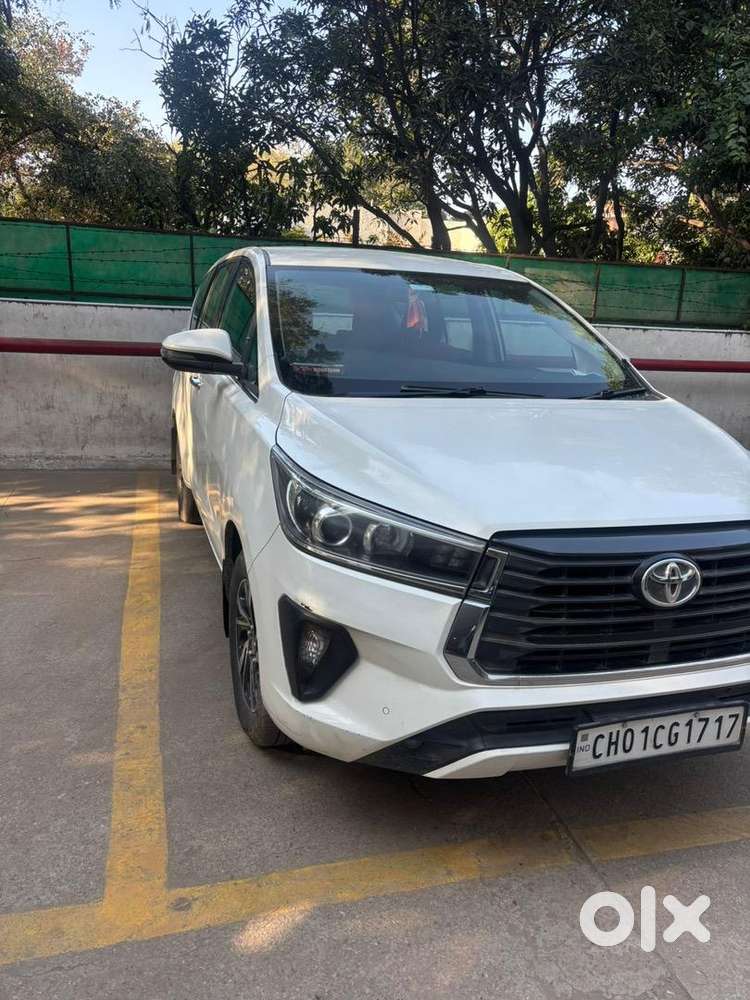 Toyota Innova Crysta 2021 Diesel 97000 Km Driven
