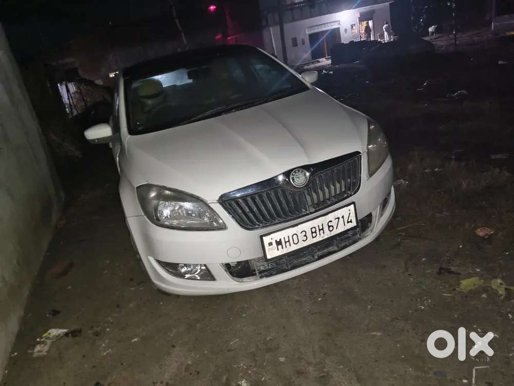 Skoda Rapid 1.6 Ambition 2013