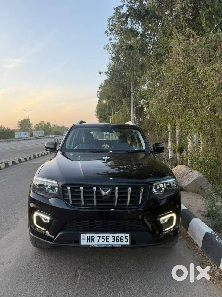 Mahindra Diesel Car 2025