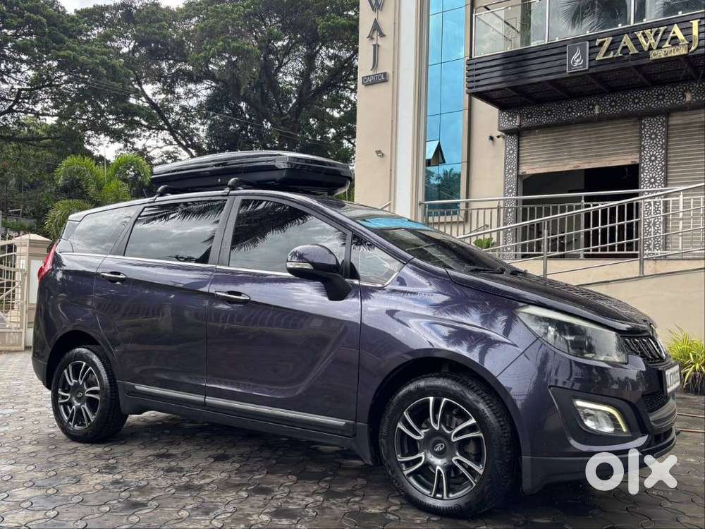 Mahindra Marazzo M8, 2018, Diesel