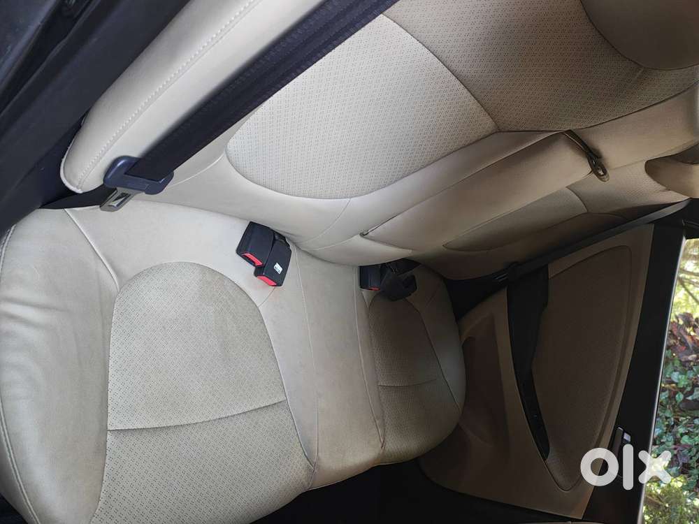Hyundai Fluidic Verna 1,6 Sx  Petrol Well Maintained
