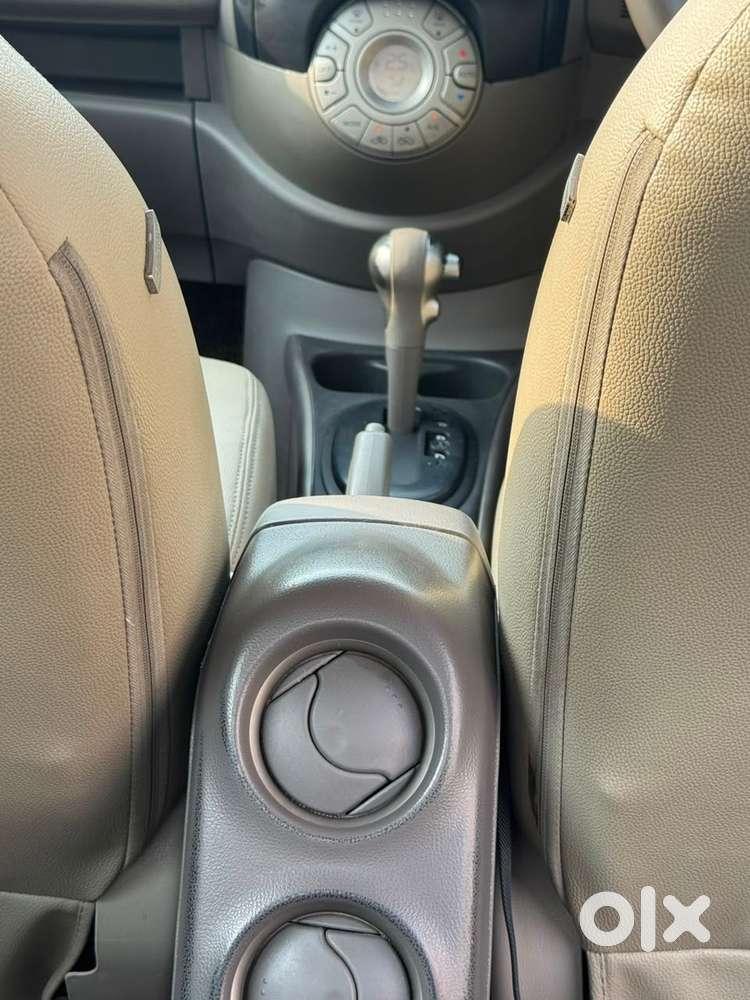 Nissan Automatic 2014 Petrol