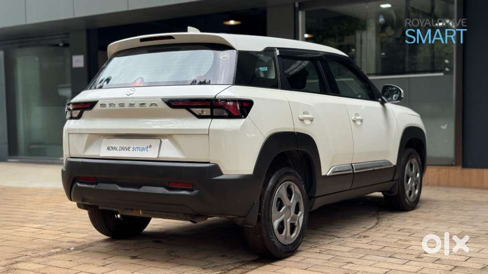 Maruti Suzuki Brezza, 2023, Petrol