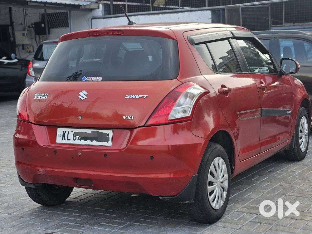 Maruti Suzuki Swift 2011-2014 Vxi, 2013, Petrol