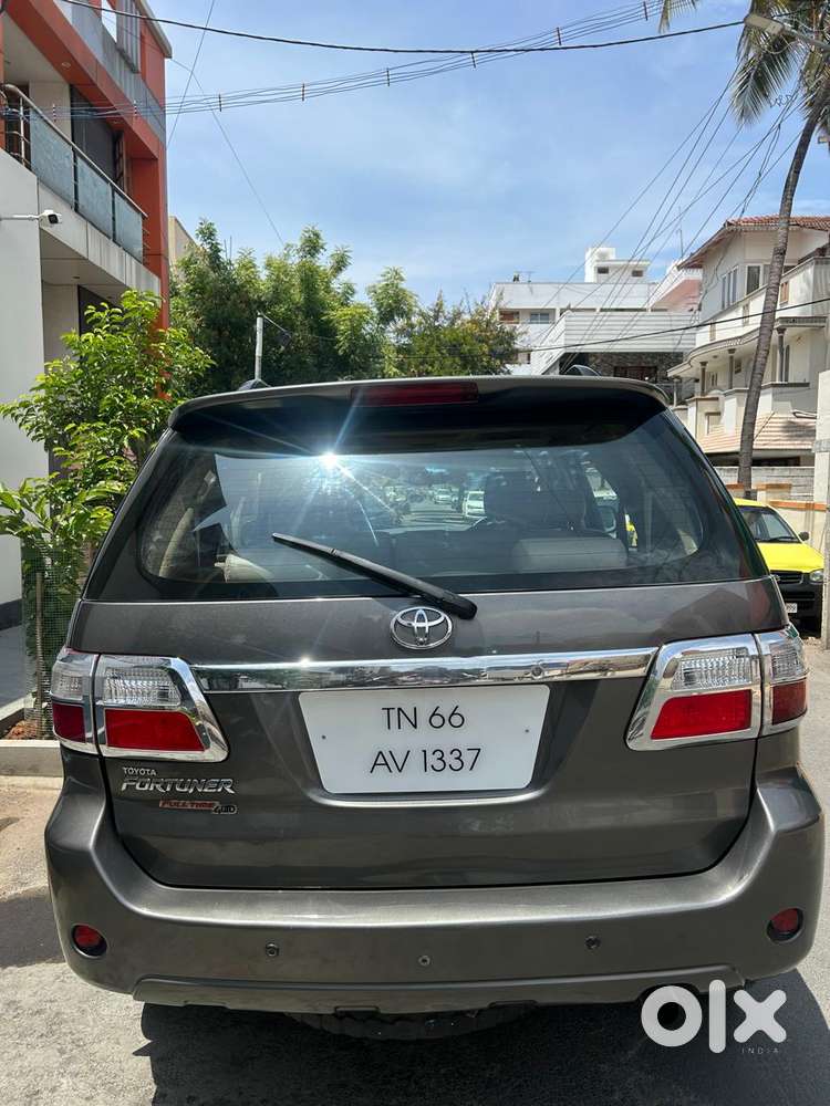 Toyota Fortuner 3.0 4x4 Manual, 2011, Diesel