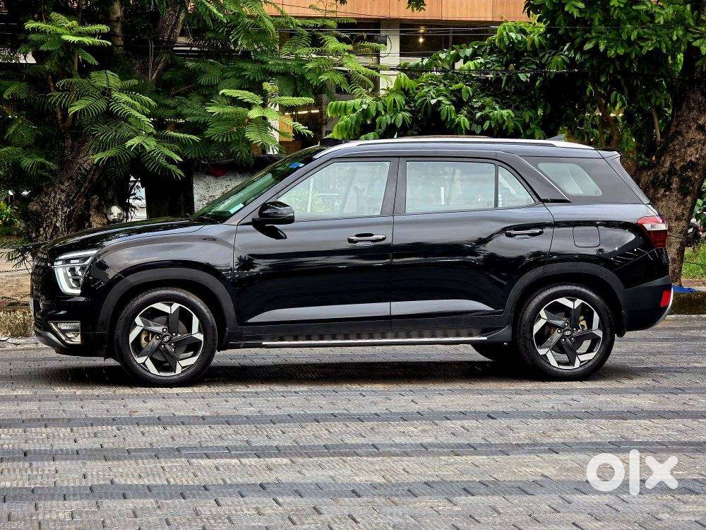 Hyundai Alcazar 2.0 Signature (o) Petrol At 7 Str, 2022, Petrol