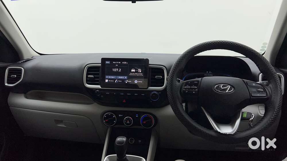 Hyundai Venue 1.2 S (o), 2023, Petrol