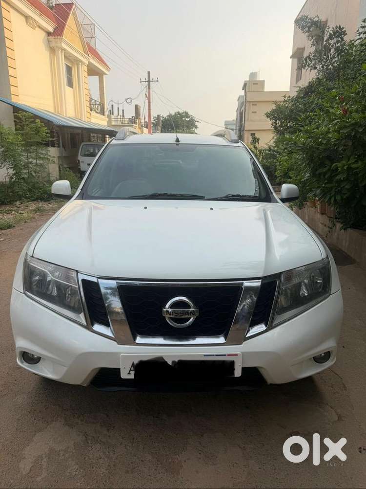 Nissan Diesel Car 2015