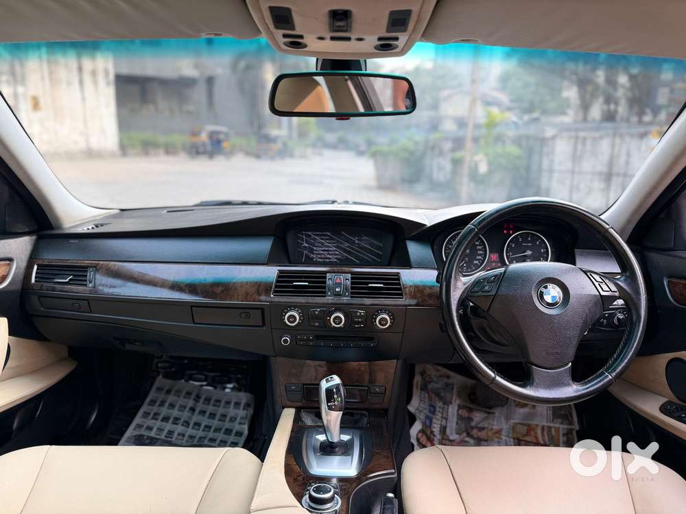 Bmw 5 Series 3.0 525i Sedan, 2010, Petrol