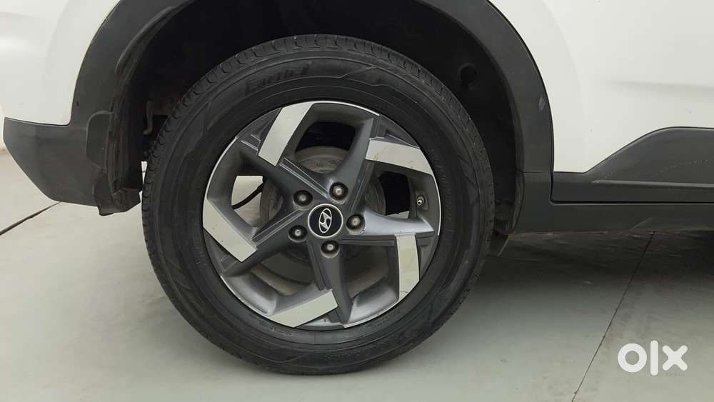 Hyundai Venue Sx Plus Turbo Dct, 2022, Petrol