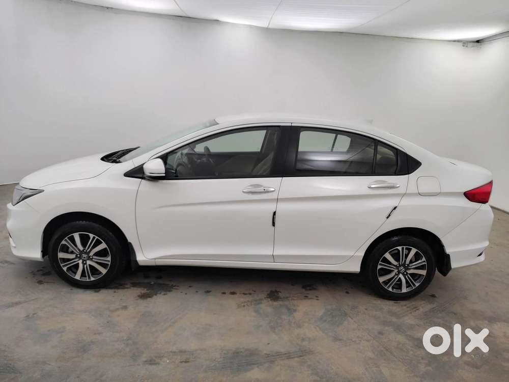 Honda City I-vtec V, 2022, Petrol