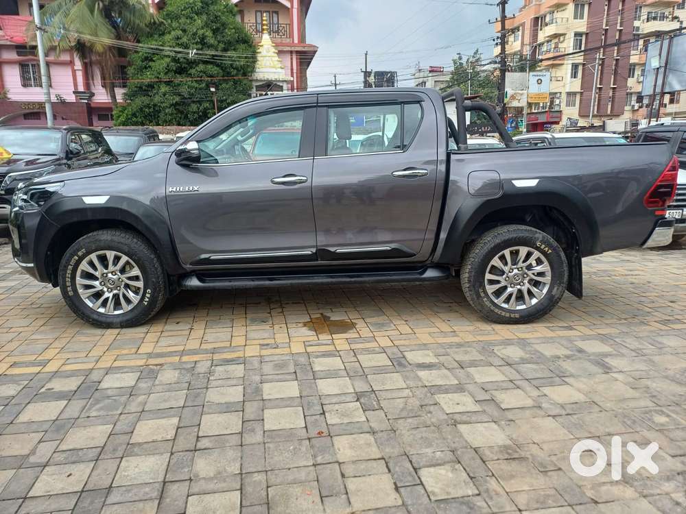 Toyota Hilux 2.8 High 4x4 Mt, 2022, Diesel